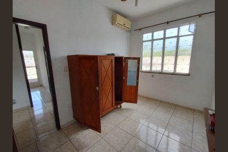 Quarto de casa para alugar com 5 quartos, 300m² em Senador Camará, Rio de Janeiro