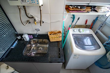 Apartamento à venda com 60m², 2 quartos e 1 vagaÁrea de Serviço