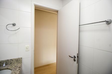 Apartamento à venda com 57m², 2 quartos e 1 vagaBanheiro Social