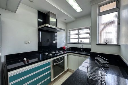 Apartamento à venda com 88m², 3 quartos e 2 vagas Apartamento à venda com 88m², 3 quartos e 2 vagasCozinha