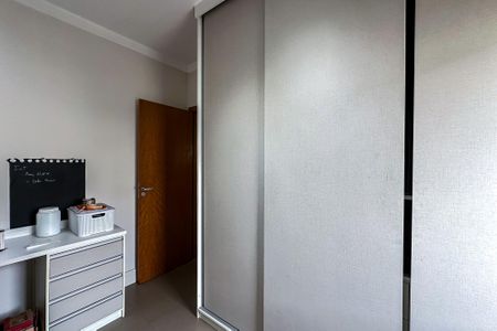 Apartamento à venda com 88m², 3 quartos e 2 vagas Apartamento à venda com 88m², 3 quartos e 2 vagasQuarto 3