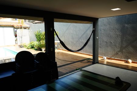 Casa à venda com 226m², 3 quartos e 2 vagasChurrasqueira