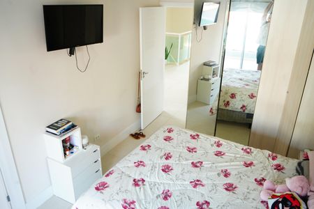 Casa à venda com 226m², 3 quartos e 2 vagasSuíte 2
