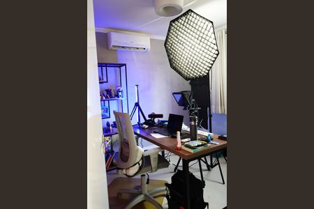 Casa à venda com 226m², 3 quartos e 2 vagasQuarto 3