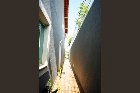 Casa à venda com 226m², 3 quartos e 2 vagasCorredor entrada