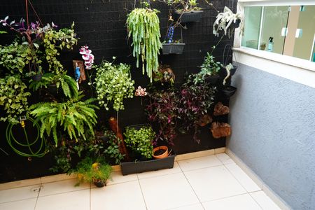 Casa à venda com 226m², 3 quartos e 2 vagasJardim de Inverno