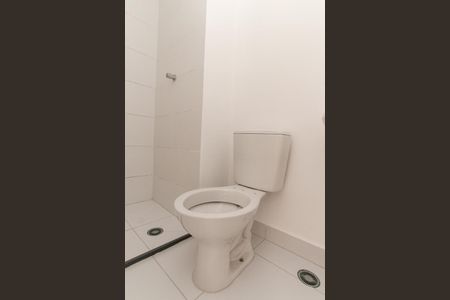 Apartamento para alugar com 36m², 2 quartos e sem vaga Apartamento para alugar com 36m², 2 quartos e sem vagaBanheiro