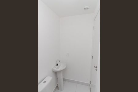 Apartamento para alugar com 36m², 2 quartos e sem vaga Apartamento para alugar com 36m², 2 quartos e sem vagaBanheiro
