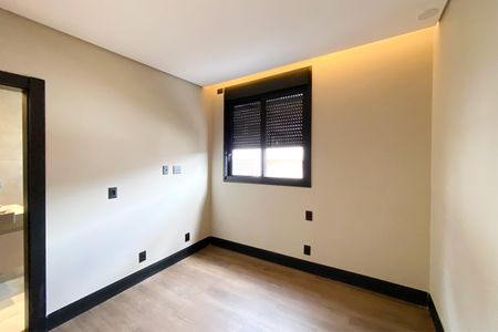 Casa de condomínio à venda com 470m², 4 quartos e 3 vagasSuite 3