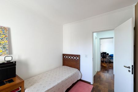 Apartamento à venda com 70m², 2 quartos e 2 vagasSuíte
