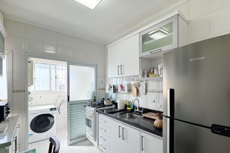 Apartamento à venda com 70m², 2 quartos e 2 vagasCozinha 