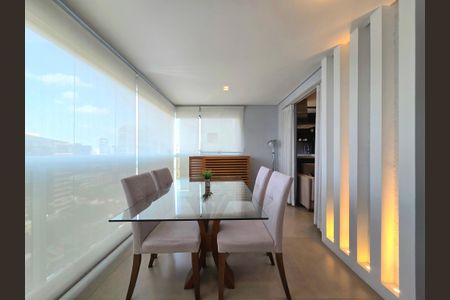 Apartamento para alugar com 62m², 1 quarto e 1 vaga Apartamento para alugar com 62m², 1 quarto e 1 vagaVaranda