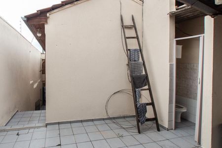 Casa para alugar com 130m², 3 quartos e 1 vagaÁrea de Serviço