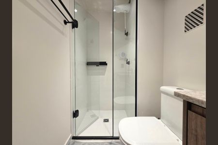Apartamento para alugar com 30m², 1 quarto e sem vaga Apartamento para alugar com 30m², 1 quarto e sem vagaBanheiro da Suíte
