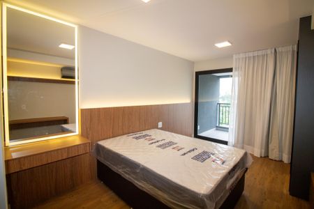 Sala / Quarto - Studio de kitnet/studio para alugar com 1 quarto, 33m² em Vila Cordeiro, São Paulo