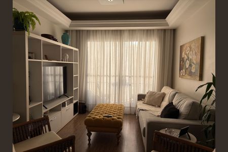 Sala de apartamento para alugar com 3 quartos, 132m² em Vila Bertioga, São Paulo