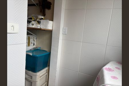 Apartamento para alugar com 132m², 3 quartos e 1 vagaÁrea de serviço