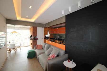 Apartamento à venda com 63m², 2 quartos e 1 vagaSala / Cozinha
