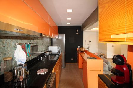 Apartamento à venda com 63m², 2 quartos e 1 vagaSala / Cozinha