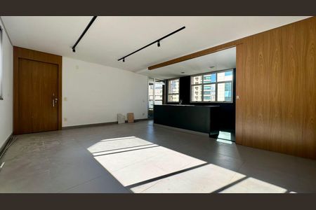 Apartamento à venda com 200m², 3 quartos e 2 vagasSala 