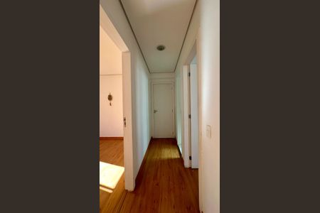 Apartamento à venda com 200m², 3 quartos e 2 vagasCorredor 