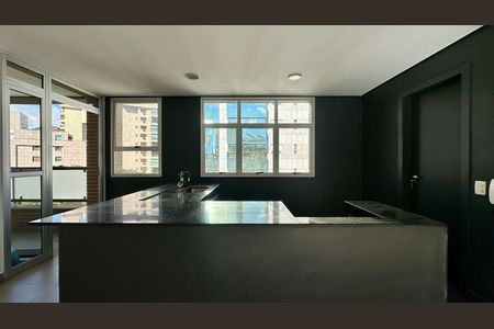 Apartamento à venda com 200m², 3 quartos e 2 vagasCozinha 