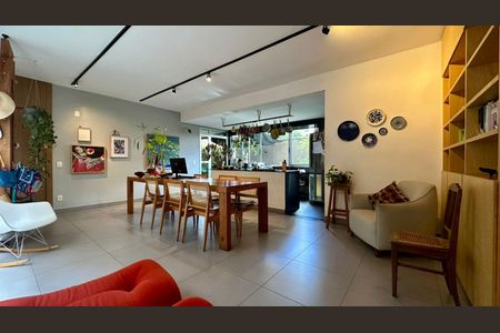 Apartamento à venda com 238m², 3 quartos e 2 vagasSala