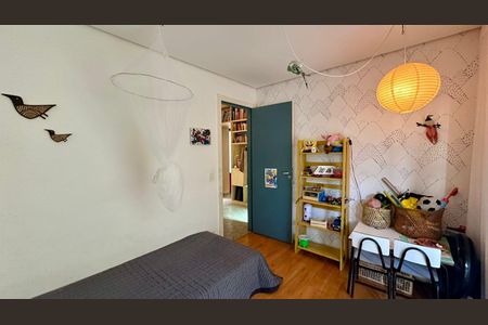 Apartamento à venda com 238m², 3 quartos e 2 vagasQuarto 