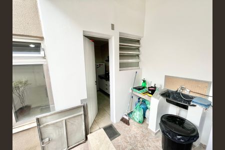 Apartamento à venda com 52m², 1 quarto e sem vagaÁrea de Serviço