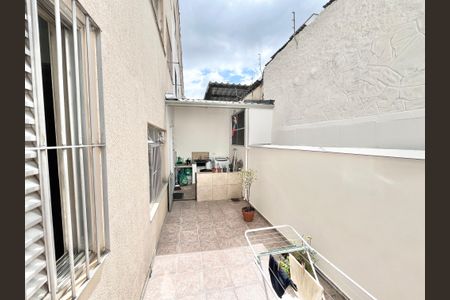 Apartamento à venda com 52m², 1 quarto e sem vagaQuintal