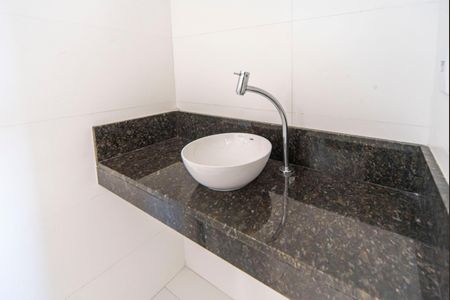 Apartamento à venda com 83m², 2 quartos e 1 vagaBanheiro do Quarto 2