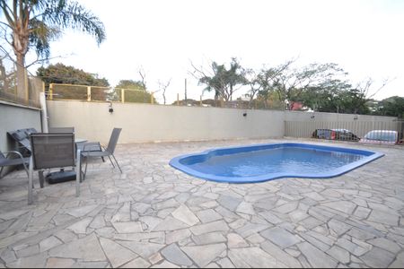 Apartamento para alugar com 55m², 2 quartos e 1 vagaÁrea comum - Piscina