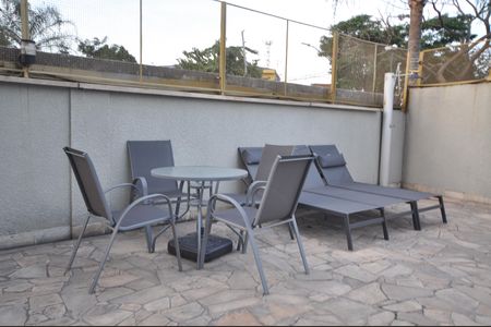 Apartamento para alugar com 55m², 2 quartos e 1 vagaÁrea comum - Piscina