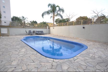 Apartamento para alugar com 55m², 2 quartos e 1 vagaÁrea comum - Piscina