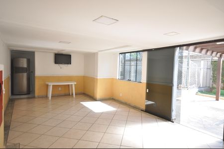 Apartamento para alugar com 55m², 2 quartos e 1 vagaÁrea comum - Salão de festas