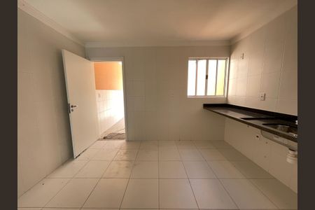 Casa à venda com 145m², 3 quartos e 2 vagasCozinha