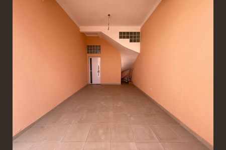 Casa à venda com 145m², 3 quartos e 2 vagasGaragem