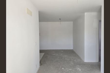 Sala  de apartamento à venda com 3 quartos, 68m² em Vila Galvão, Guarulhos
