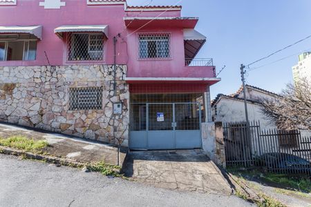 Casa para alugar com 120m², 3 quartos e 1 vagaFachada