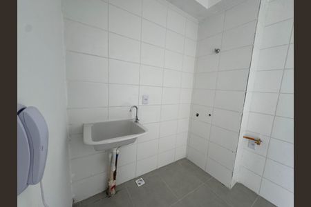 Apartamento para alugar com 39m², 2 quartos e sem vaga