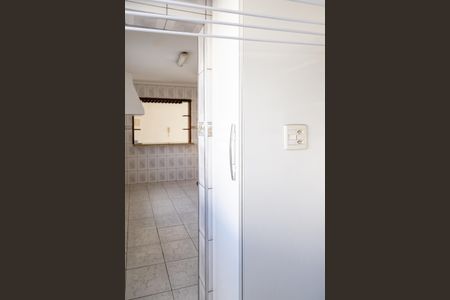 Apartamento à venda com 65m², 2 quartos e 1 vagaÁrea de Serviço