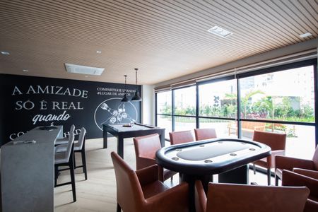 Apartamento à venda com 78m², 2 quartos e 2 vagasSala de Jogos