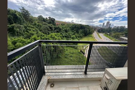 Apartamento para alugar com 49m², 2 quartos e 1 vaga Apartamento para alugar com 49m², 2 quartos e 1 vagaVaranda