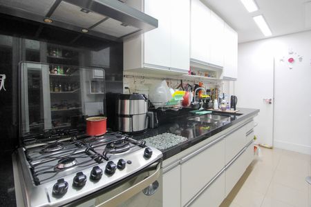 Apartamento à venda com 115m², 3 quartos e 3 vagasCozinha 