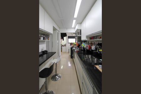 Apartamento à venda com 115m², 3 quartos e 3 vagasCozinha 