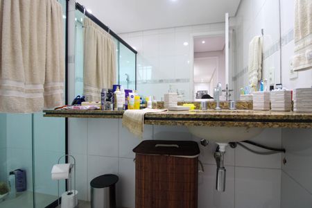 Apartamento à venda com 115m², 3 quartos e 3 vagasBanheiro Suíte 1 