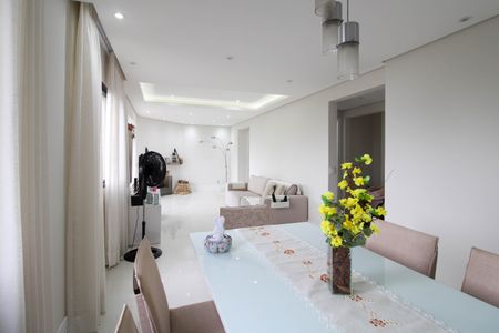 Apartamento à venda com 115m², 3 quartos e 3 vagasSala 