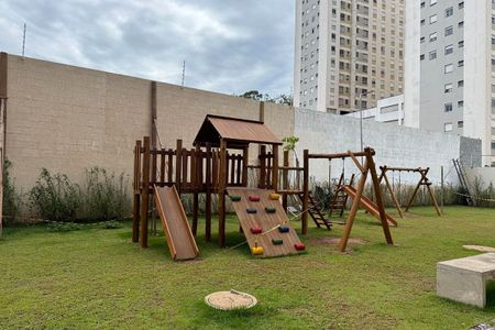 Apartamento para alugar com 45m², 2 quartos e sem vagaÁrea comum - Playground