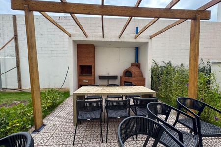 Apartamento para alugar com 45m², 2 quartos e sem vagaÁrea comum - Churrasqueira