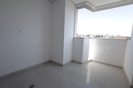 Sacada de apartamento à venda com 2 quartos, 54m² em Vila Pires, Santo André